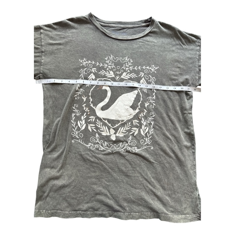 Artistic Gray Short Sleeve Tee with White Design vintage canvas. New. - Picture 4 of 7